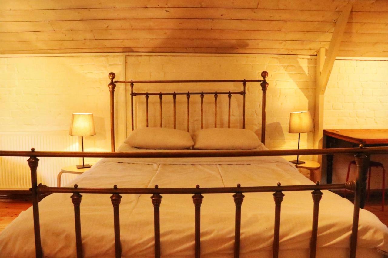 Lee Valley Lodge Чесхънт Екстериор снимка